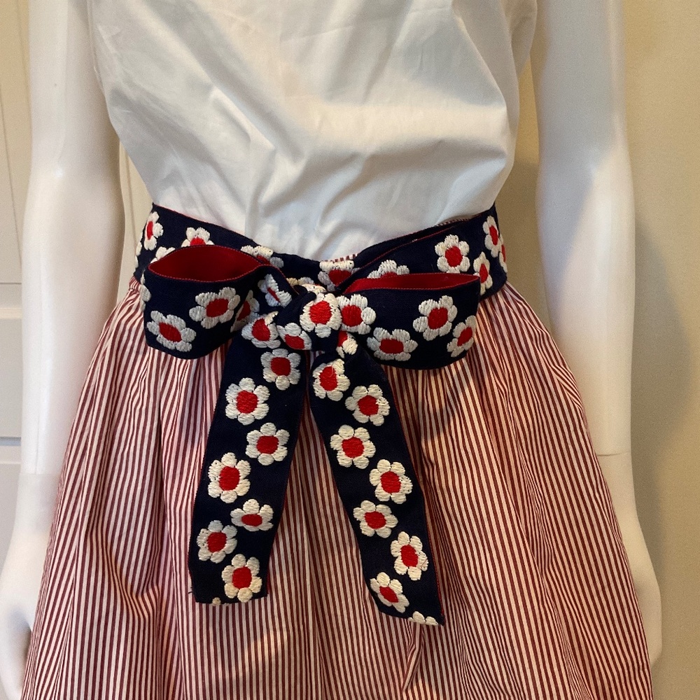 Vintage Floral Tie Belt